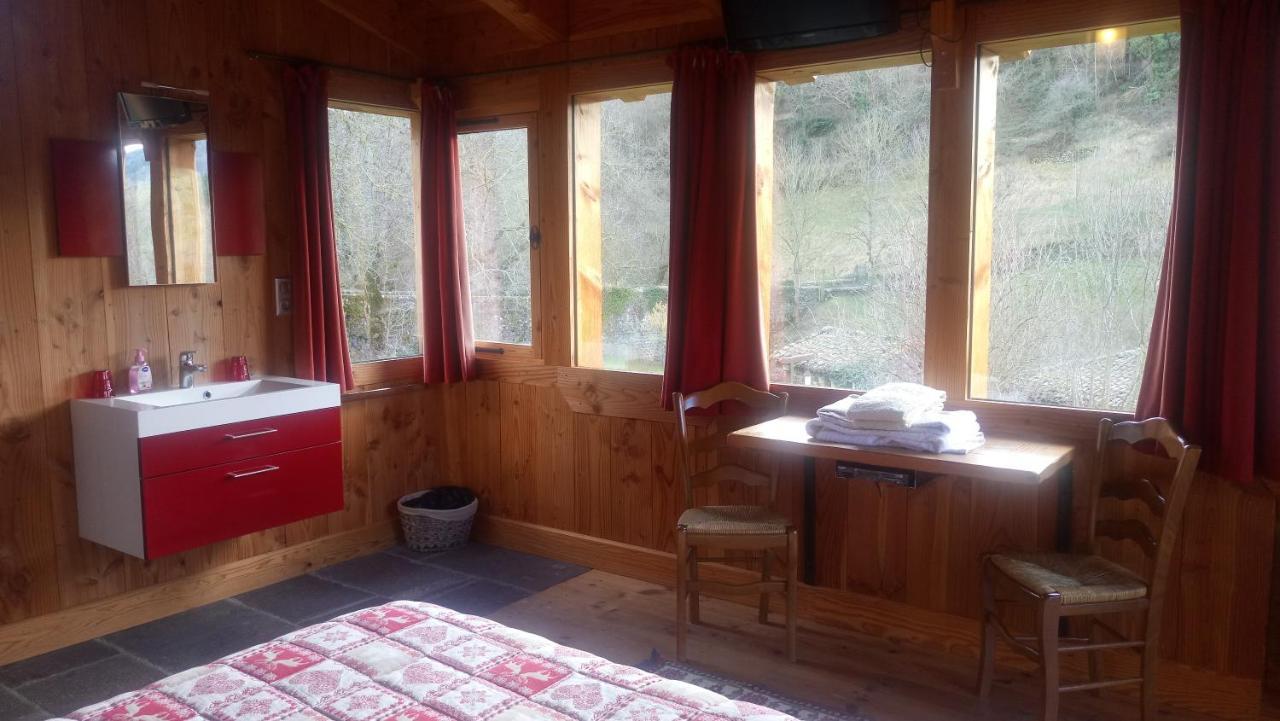 Bed and Breakfast Le Moulin Saint-Arcons-d'Allier Esterno foto